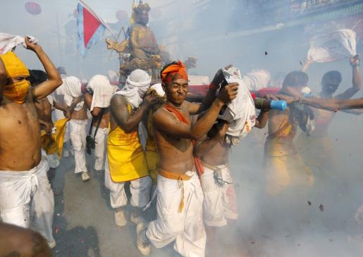 Rung ron le hoi an chay o Thai Lan anh 1