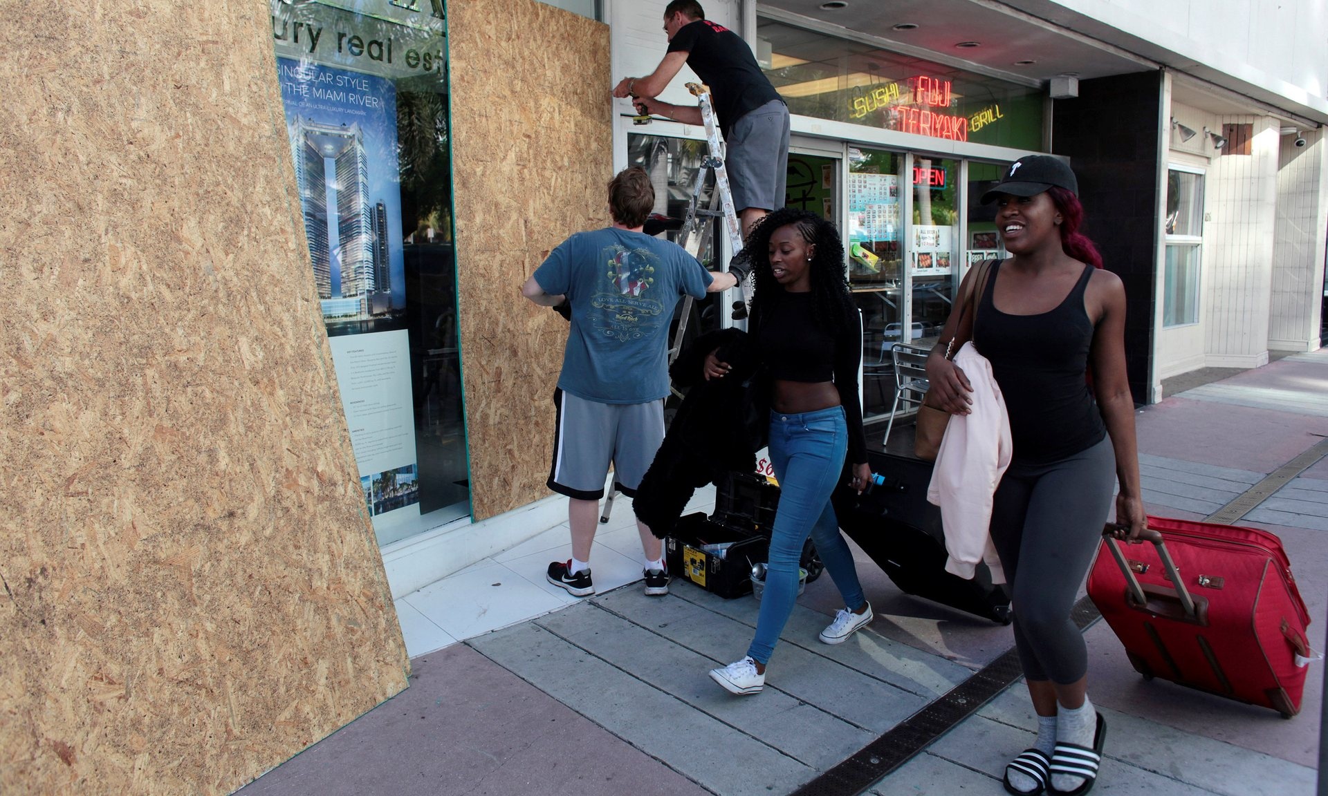 nguoi dan My di tan vi bao anh 4