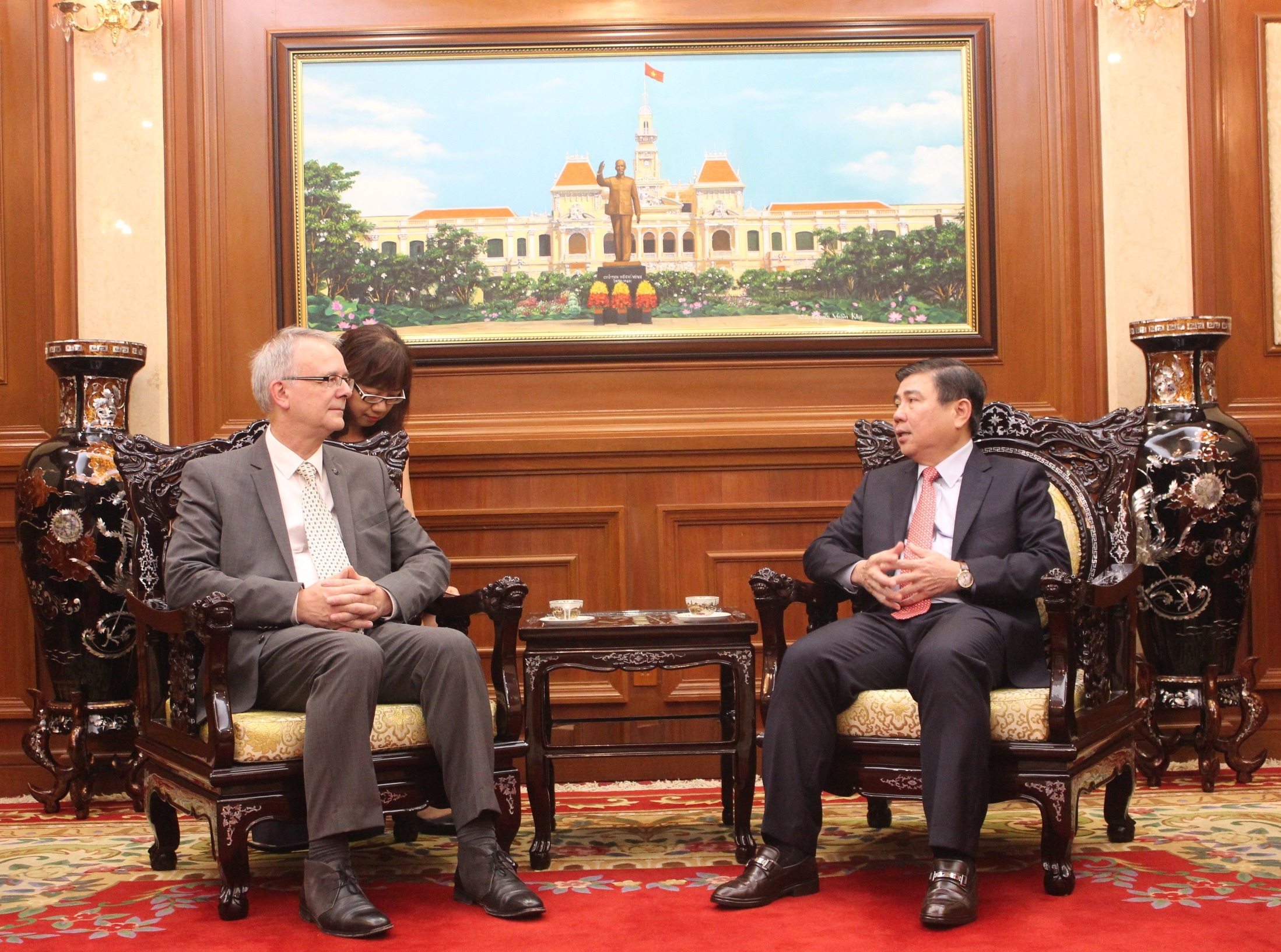 tan tong lanh su Duc gap chu tich TP.HCM anh 1