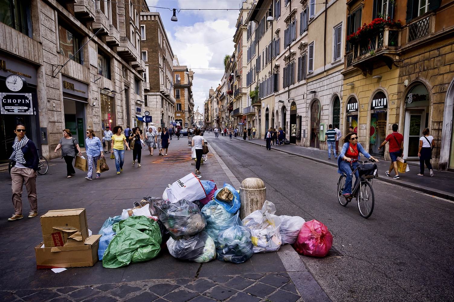 Khủng hoảng rác thải ở Rome ảnh 1 Khung hoang rac thai o Rome anh 1