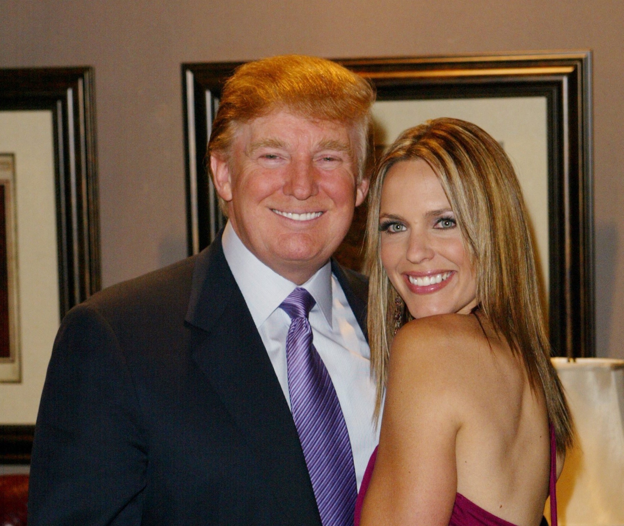 Nguoi mau trong video tuc tiu cua Trump len tieng hinh anh