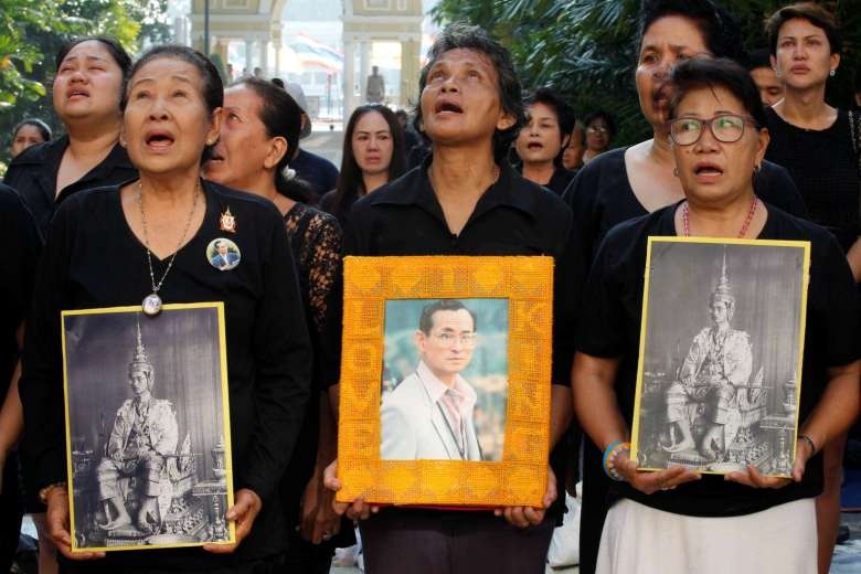 Thai Lan ngay dau vang vua Bhumibol Adulyadej hinh anh