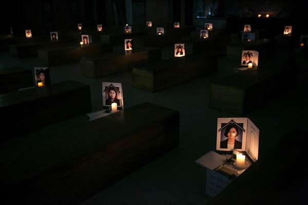 Người Hàn Quốc chết thử ảnh 5 Nguoi Han Quoc chet thu anh 5