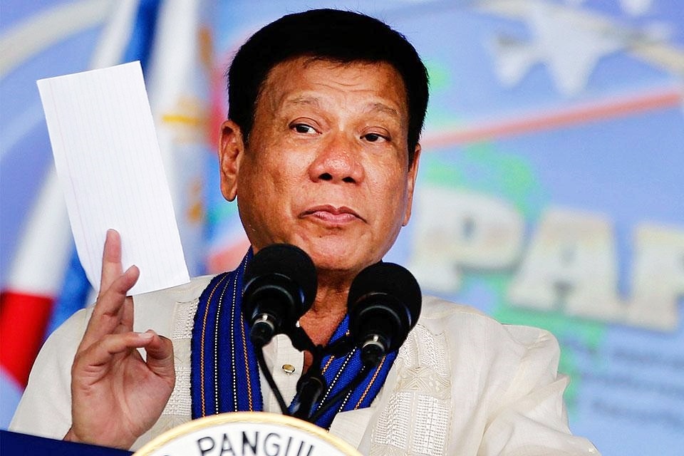 Duterte nhac Obama xem lai dinh nghia pham gia hinh anh