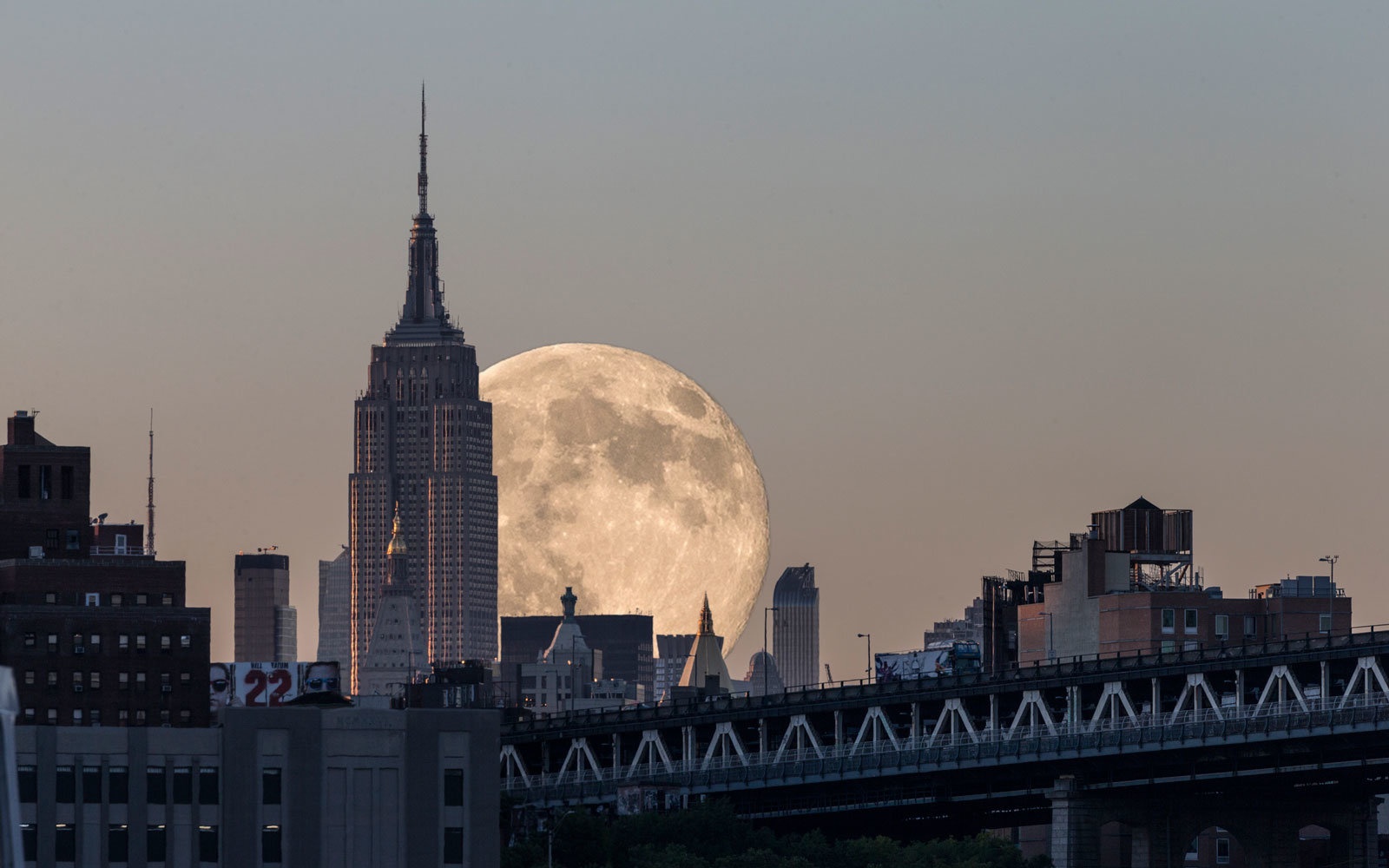 siêu trăng ảnh 9 sieu trang anh 9