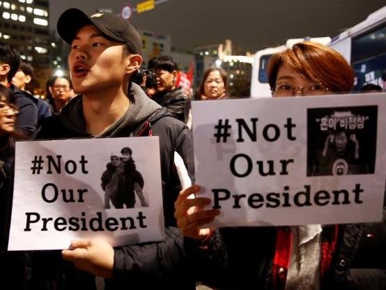 Dang doi lap Han Quoc day nhanh luan toi tong thong Park hinh anh