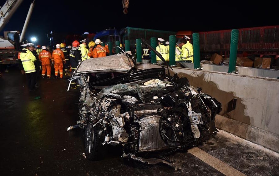 Tai nan lien hoan 56 oto o Trung Quoc anh 8