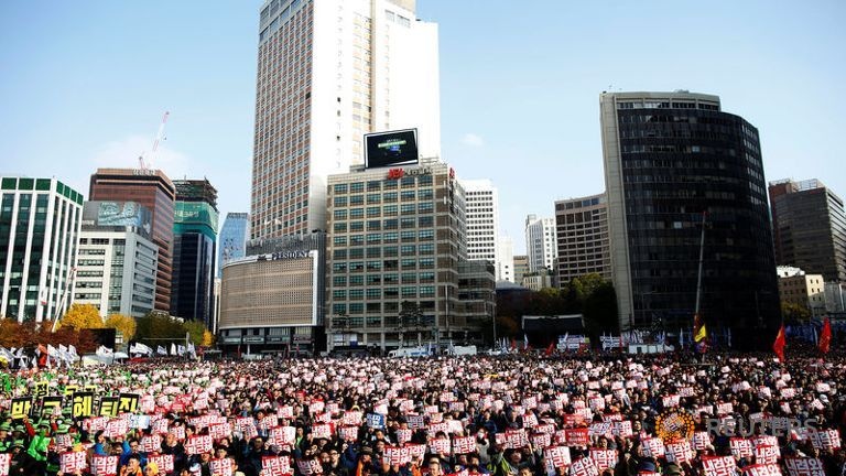 tỷ lệ ủng hộ Park Geun Hye thấp kỷ lục ảnh 1 ty le ung ho Park Geun Hye thap ky luc anh 1