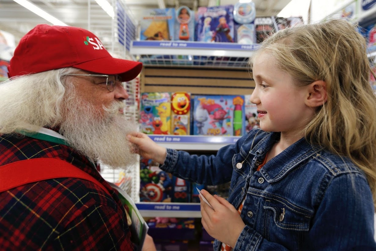 Truong dao tao ong gia Noel chuan bi Giang sinh anh 15