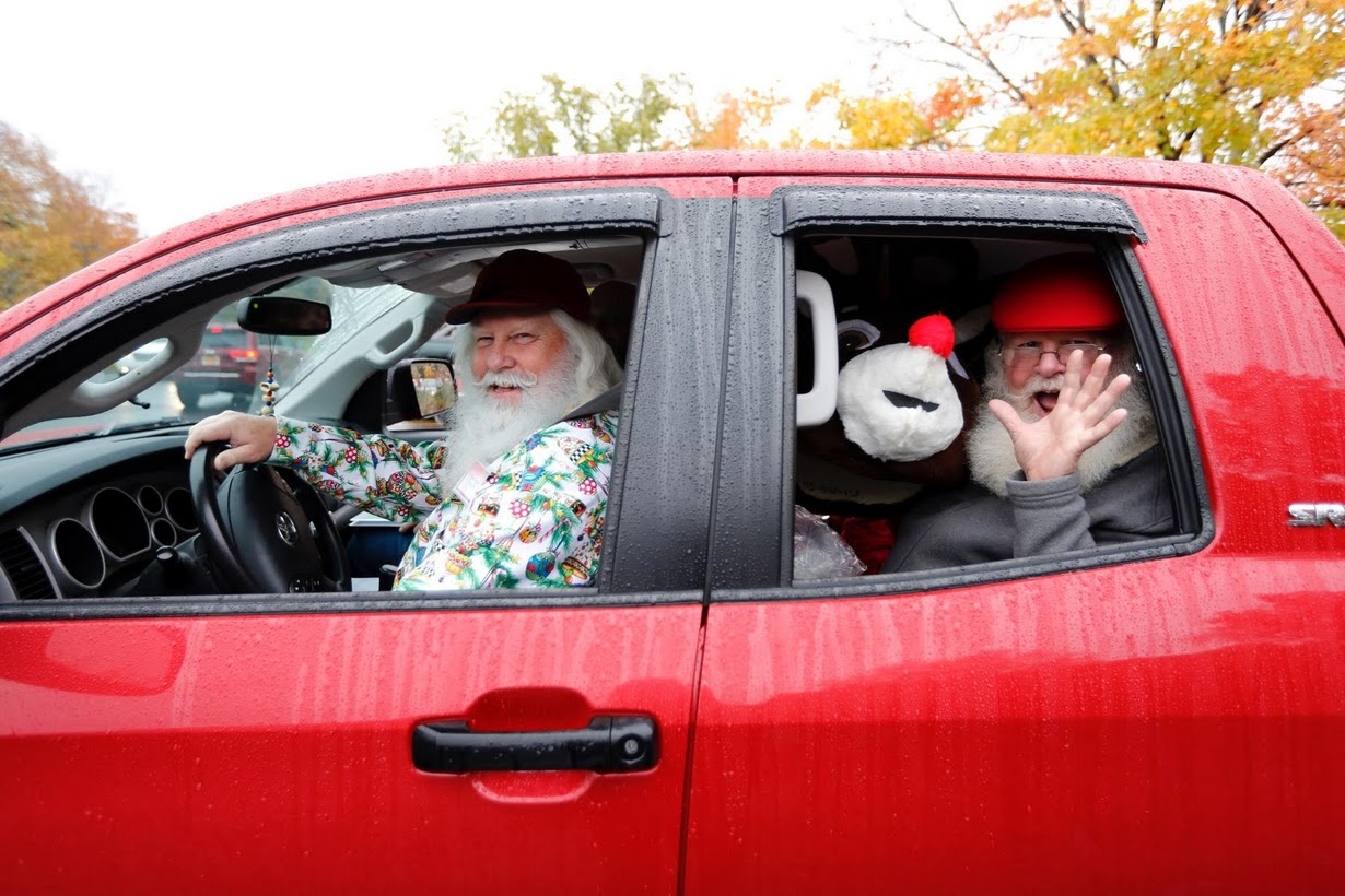 Truong dao tao ong gia Noel chuan bi Giang sinh anh 5