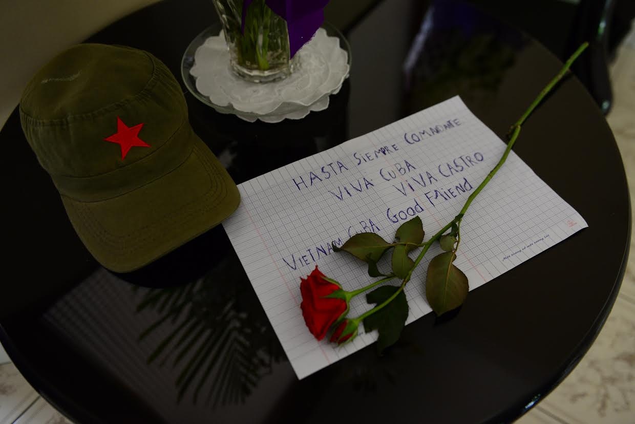 Fidel Castro qua doi anh 7