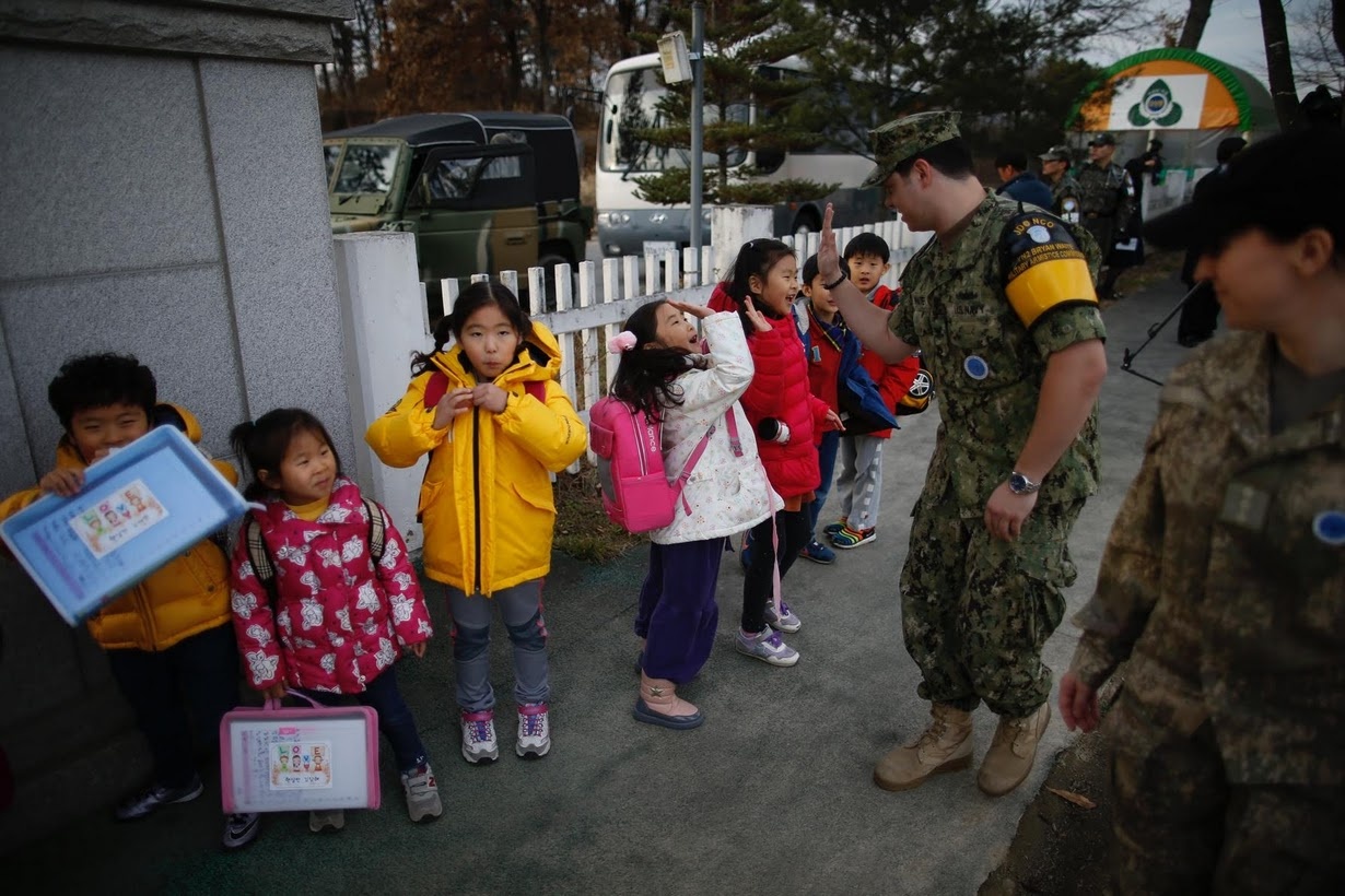 truong hoc o phi khu quan su Han Quoc - Trieu Tien anh 1