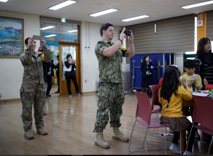 truong hoc o phi khu quan su Han Quoc - Trieu Tien anh 5