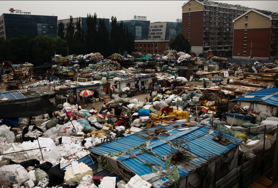 Cuoc song nguoi nhap cu o bai phe lieu Bac Kinh anh 4