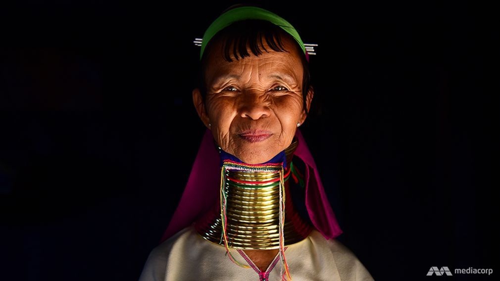 Tuc le phu nu co dai o Myanmar anh 1