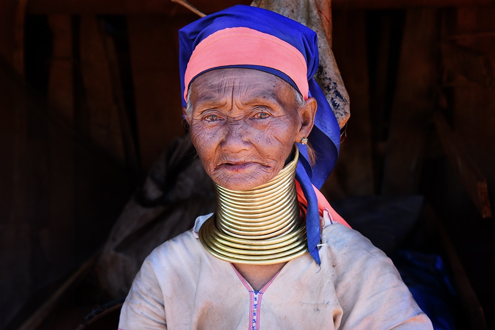 Tuc le phu nu co dai o Myanmar anh 3