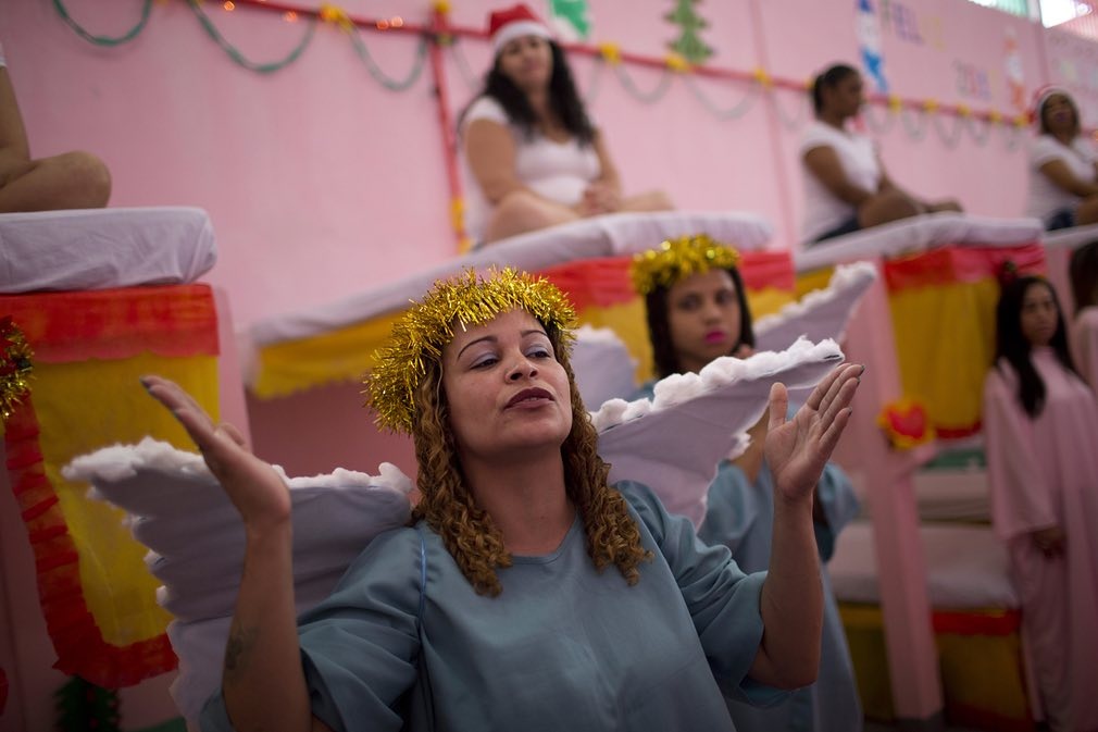giáng sinh trong nhà tù Brazil ảnh 6 giang sinh trong nha tu Brazil anh 6
