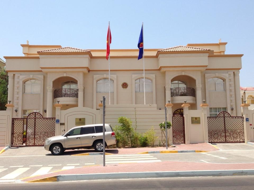 4 co gai Viet thoat khoi tay ke buon nguoi o Dubai hinh anh