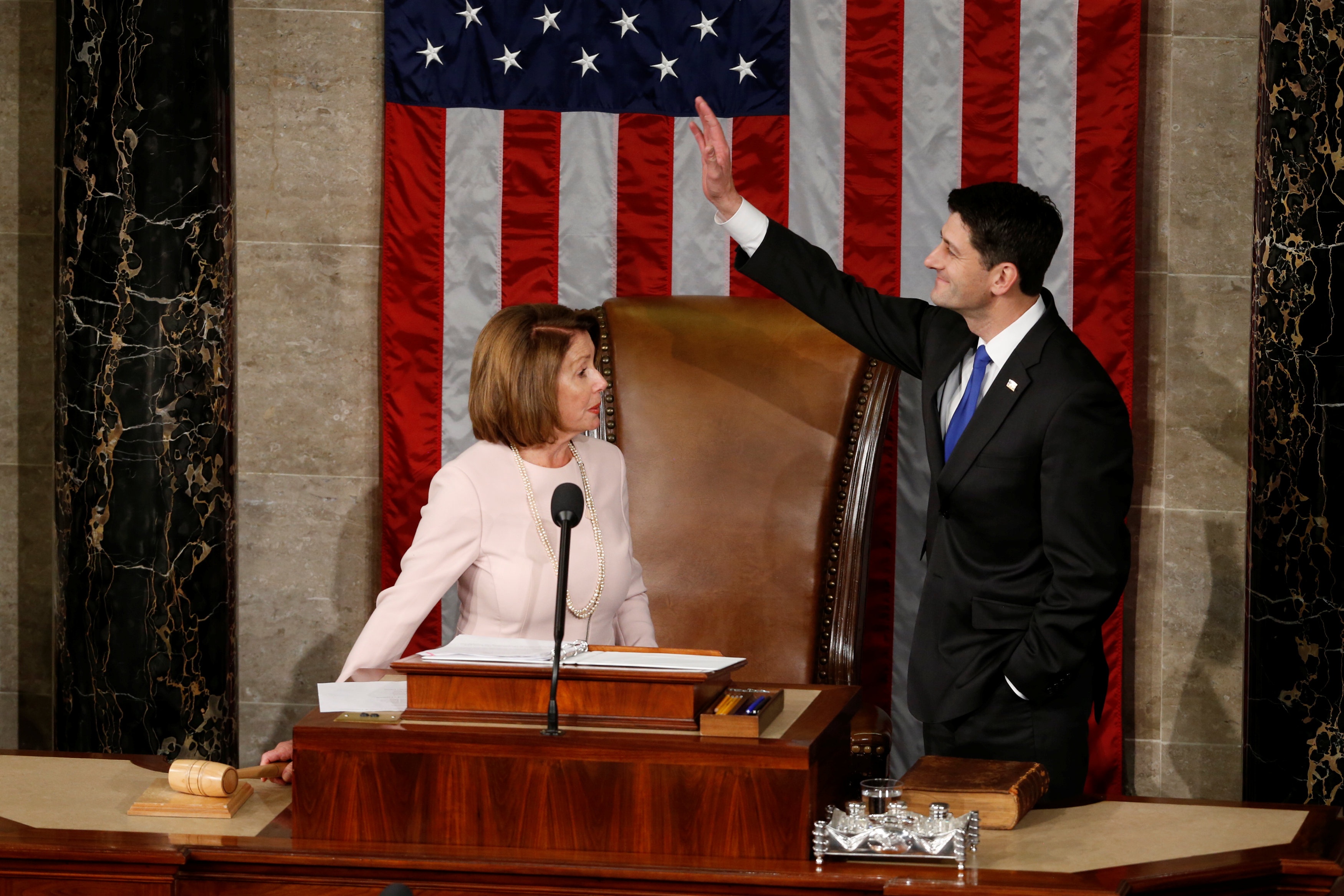 Vao khoa moi, phe Cong hoa bat dau go bo di san Obama hinh anh