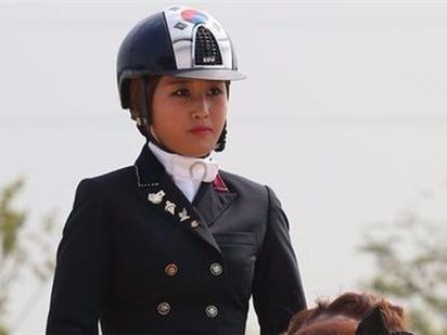 'Cong chua ky ma' Han Quoc: Ban dung me de chay toi hinh anh