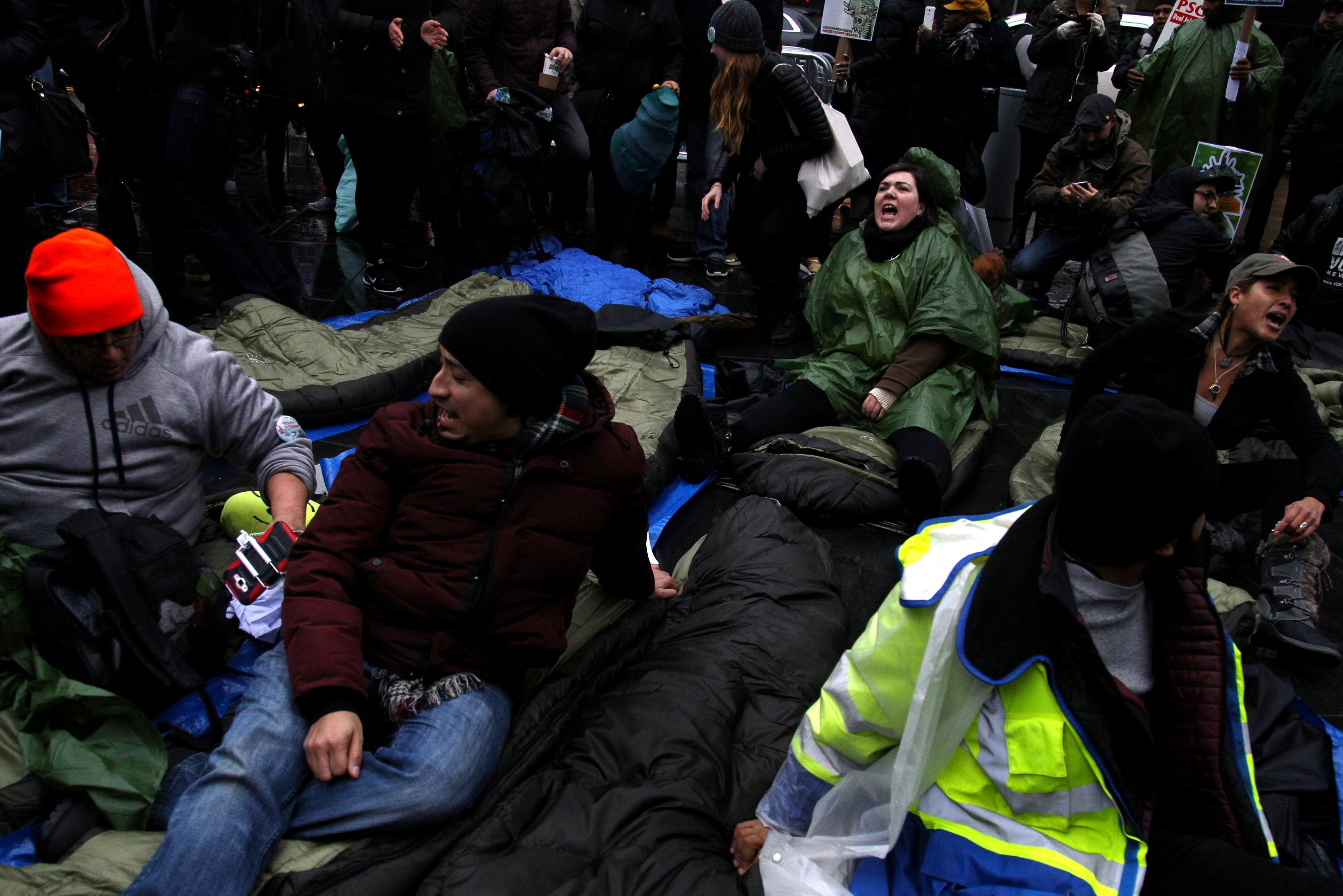 bieu tinh o New York anh 6