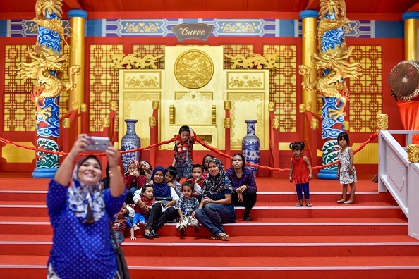 Chau A chuan bi don Tet anh 5