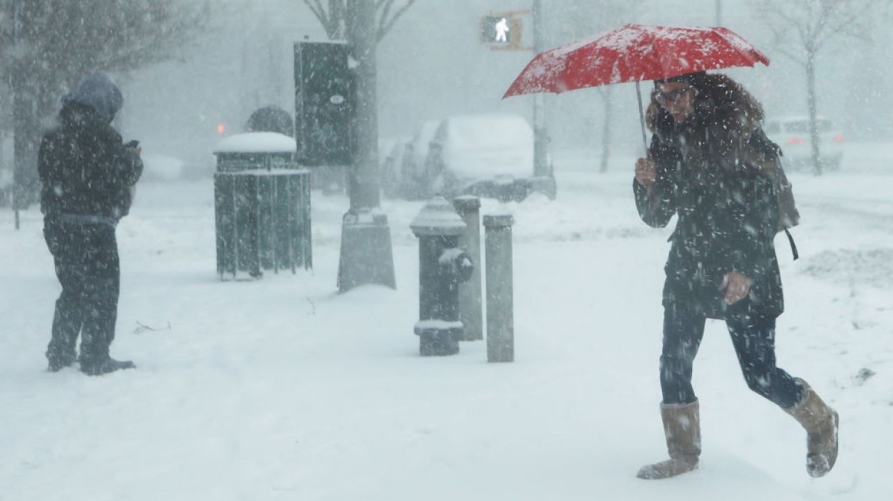 New York chuyen mau trang sau tran bao tuyet du doi hinh anh