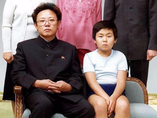 Thoi huy hoang duoc song trong tinh cha cua Kim Jong Nam hinh anh