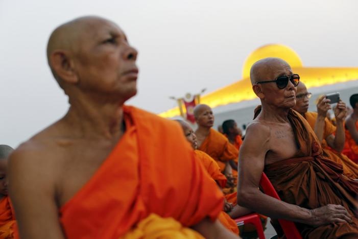 su tru tri tham nhung o Thai Lan anh 3