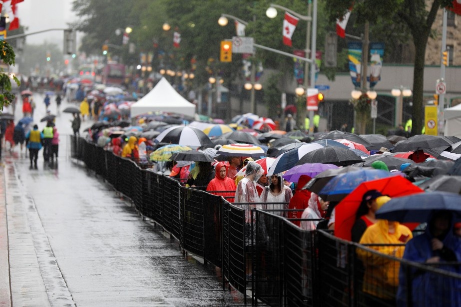 Quoc khanh Canada anh 14