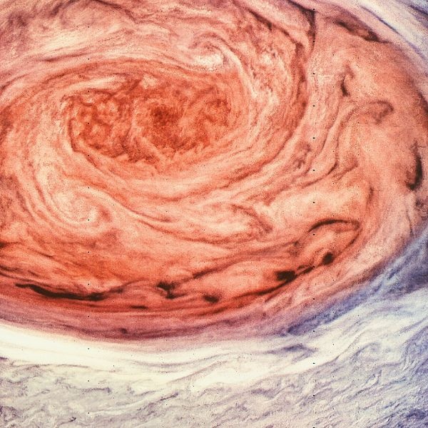 Can canh vet do lon tren sao Moc anh 7