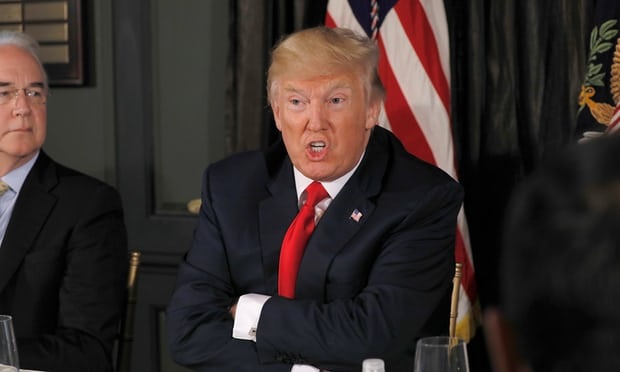 Trump: Tai sao 'co Han Quoc xinh dep' khong dam phan voi Trieu Tien hinh anh