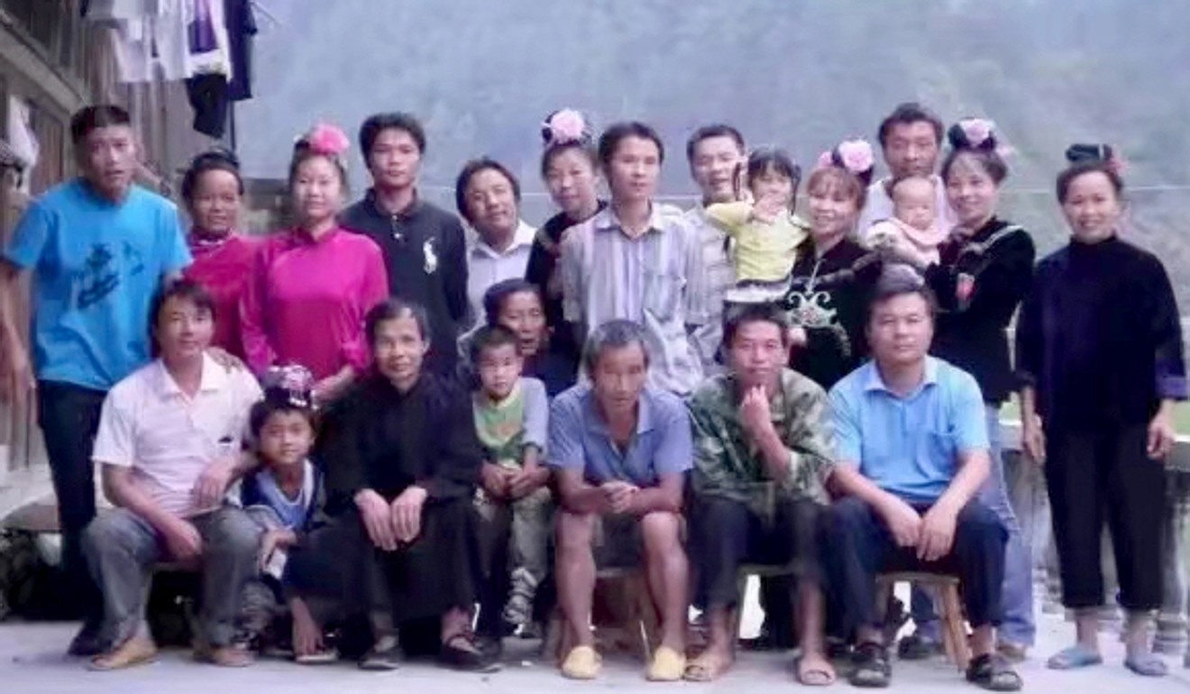 con cai lao dong di cu Trung Quoc anh 1