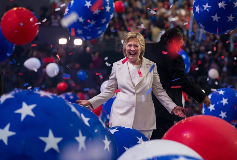 bà Clinton cũng bị tấn công mạng ảnh 1 ba Clinton cung bi tan cong mang anh 1