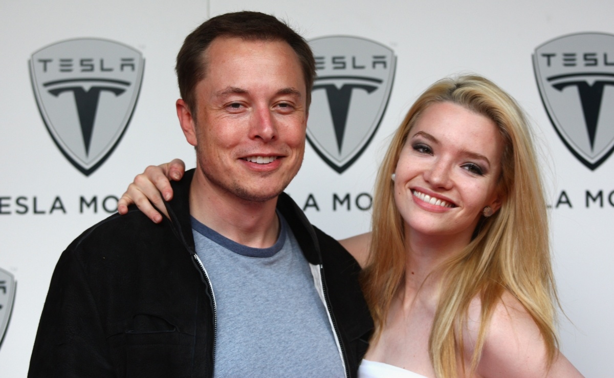 Elon Musk chia tay Amber Heard ảnh 2 Elon Musk chia tay Amber Heard anh 2