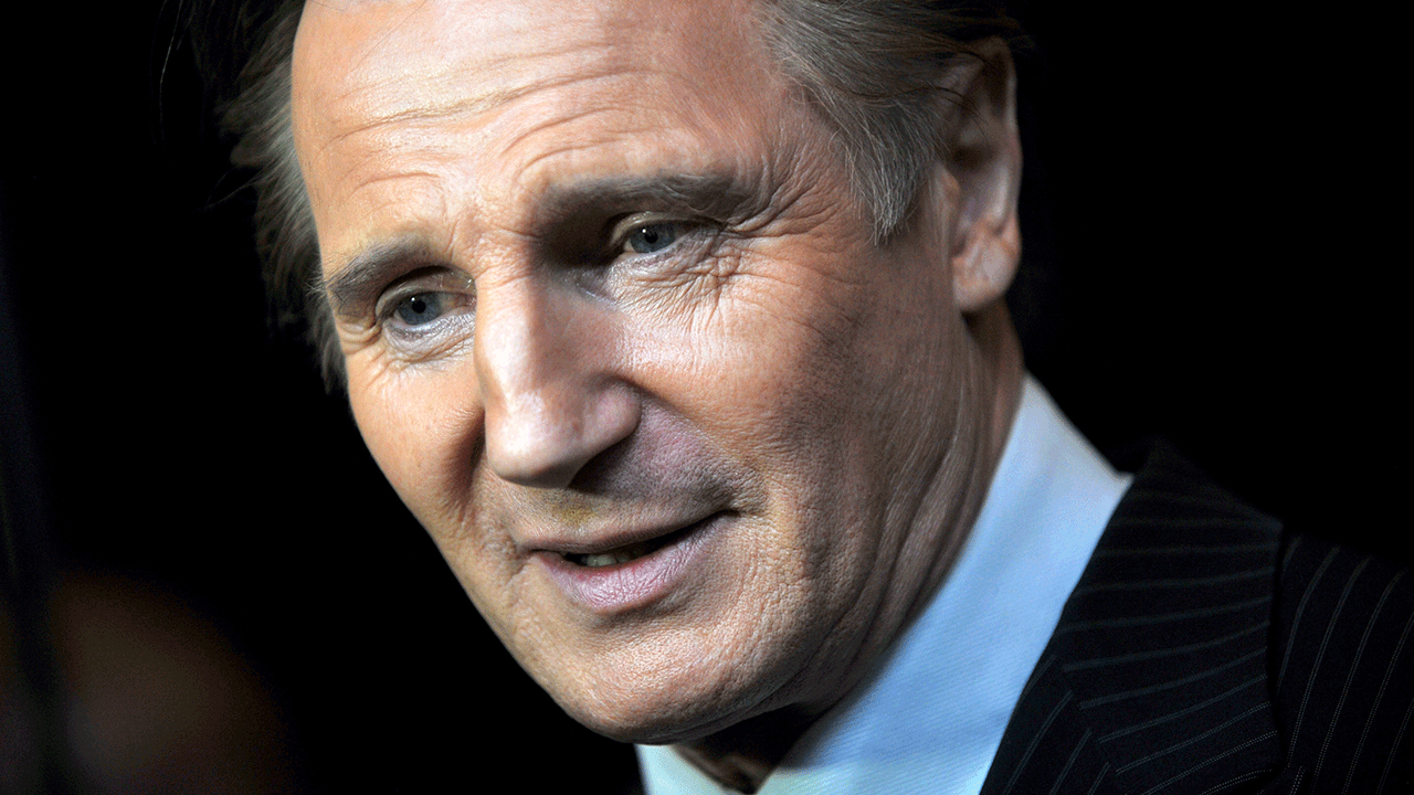 Liam Neeson gia tu vai hanh dong anh 2