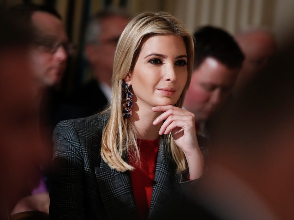 Phong cach thoi trang vo Hoang tu Harry anh 7