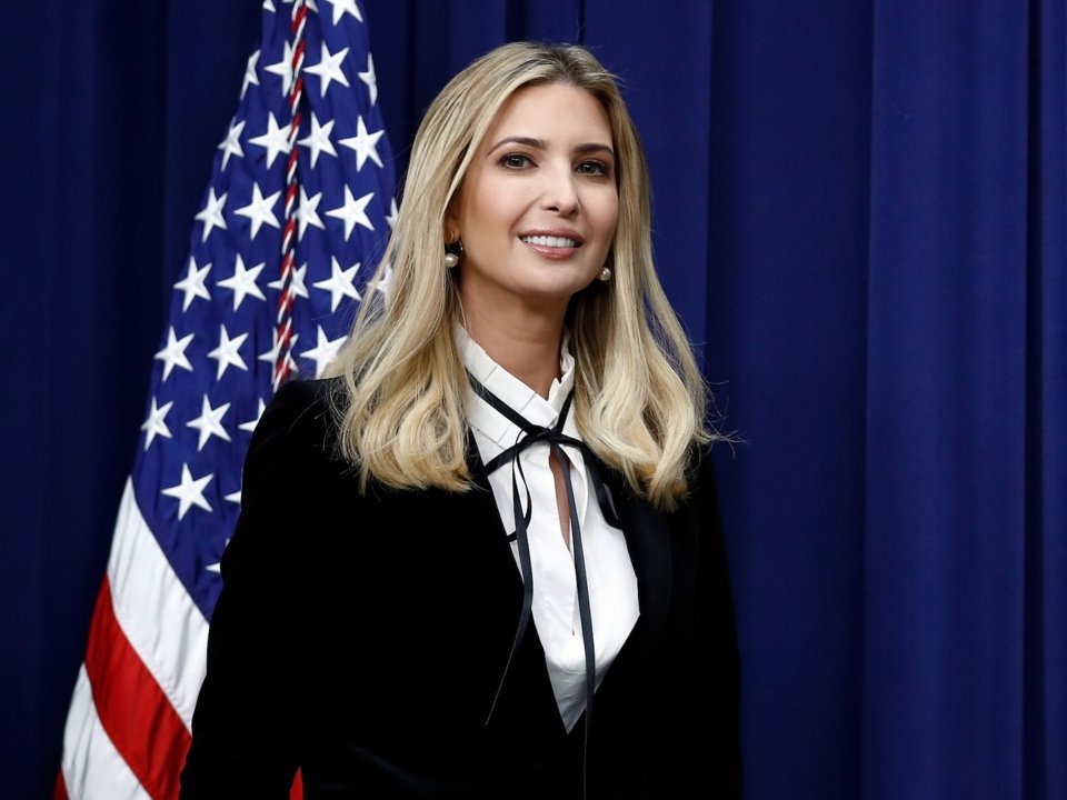 Phong cach thoi trang vo Hoang tu Harry anh 9