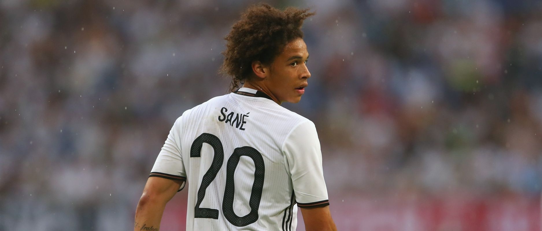 Đức loại Leroy Sane ảnh 4 Duc loai Leroy Sane anh 4