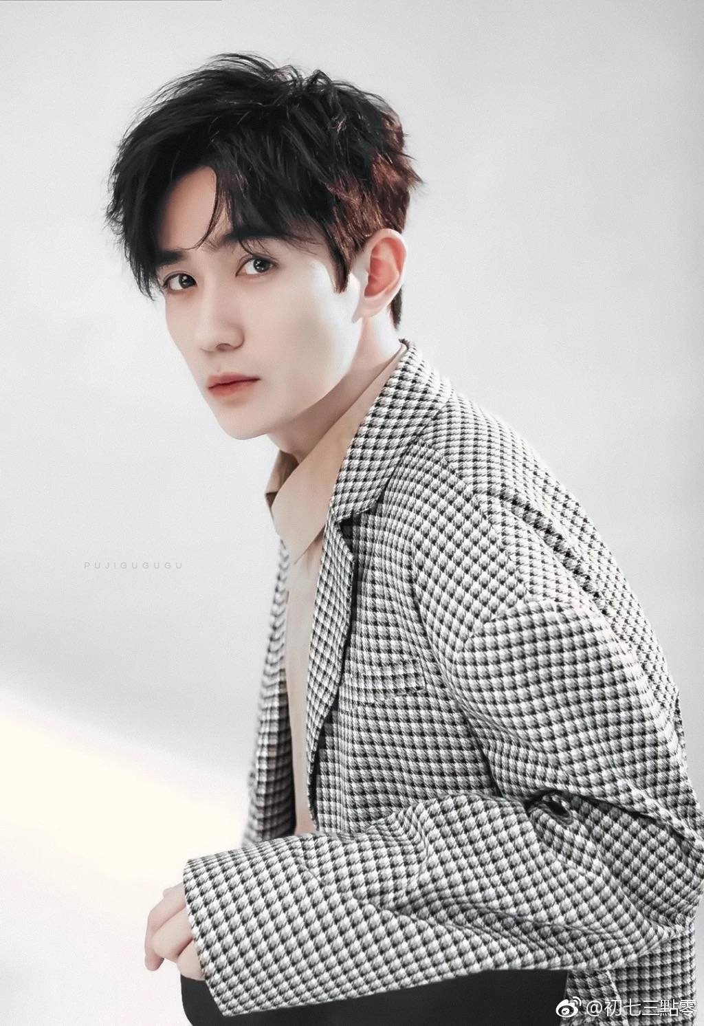 Trieu Le Dinh la sao hot nhat Trung Quoc anh 7