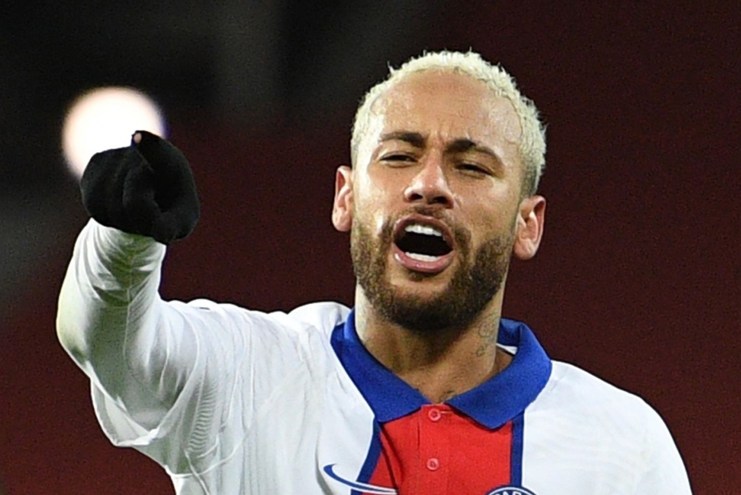 Neymar van con gia tri khac biet hinh anh