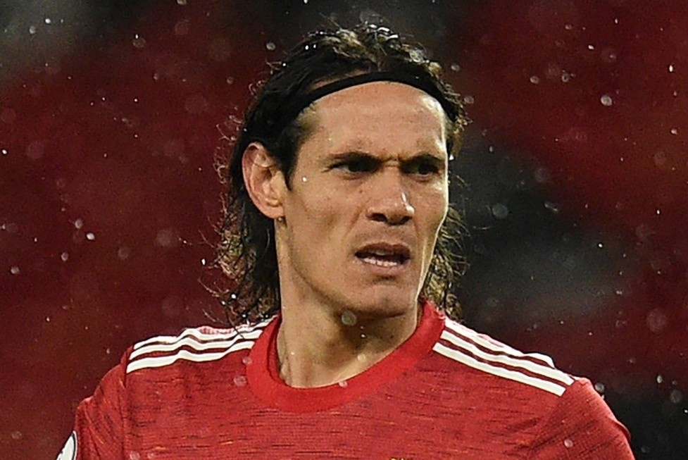 MU dung khi chieu mo Cavani hinh anh