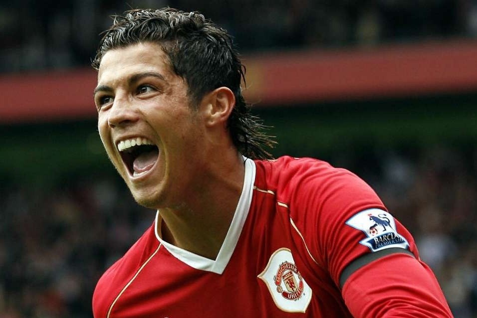 Ronaldo la ban hop dong thanh cong nhat Premier League hinh anh