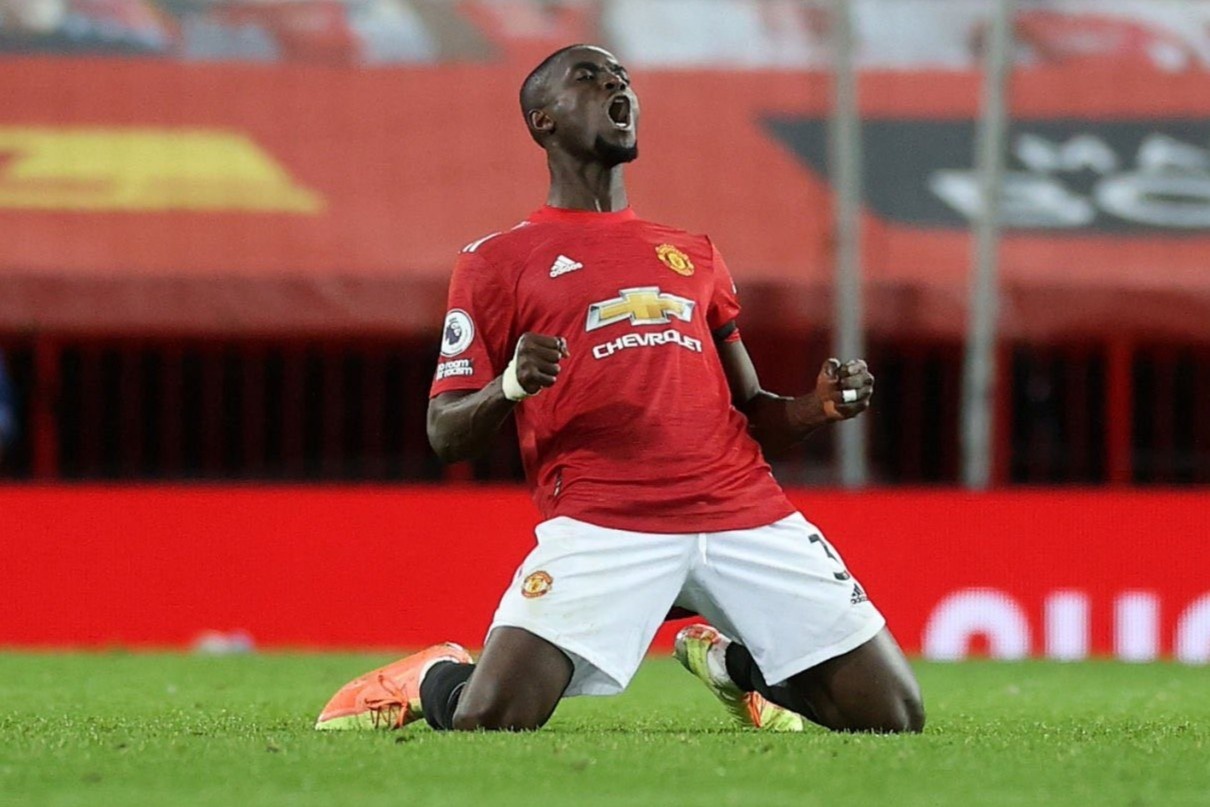 Bailly va pha lan xa de doi o Man United hinh anh