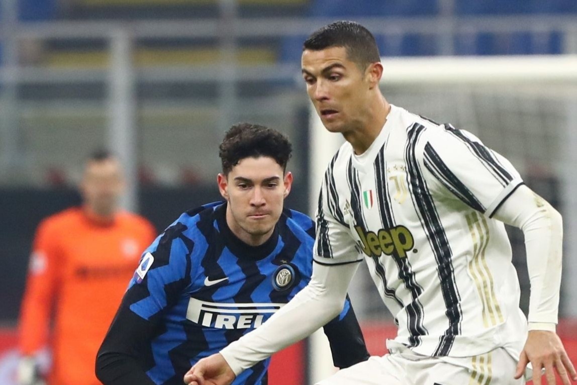 Sao tre Inter khien Ronaldo tat tieng la ai? hinh anh