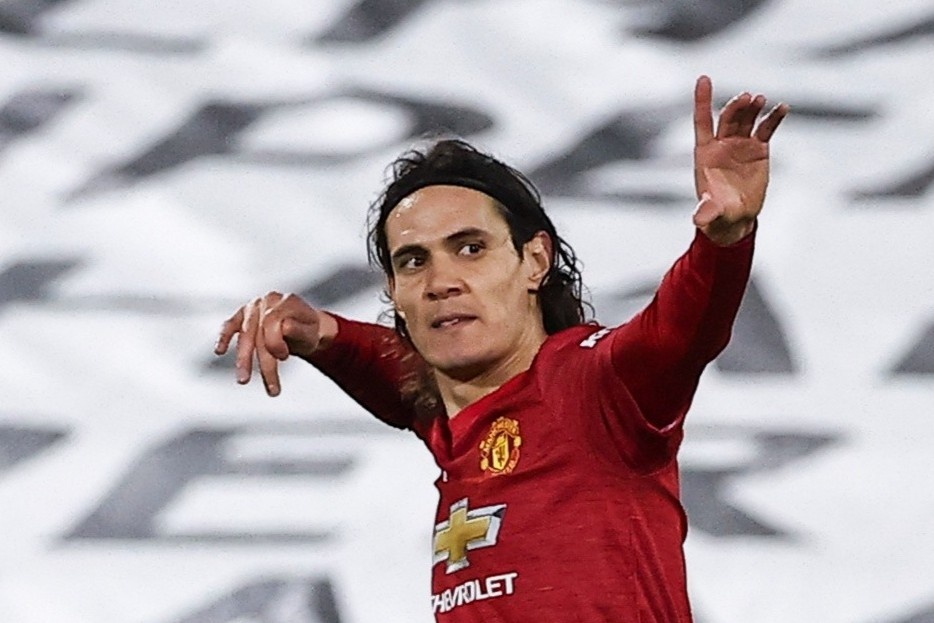 Cavani giup MU canh tranh ngoi vo dich hinh anh