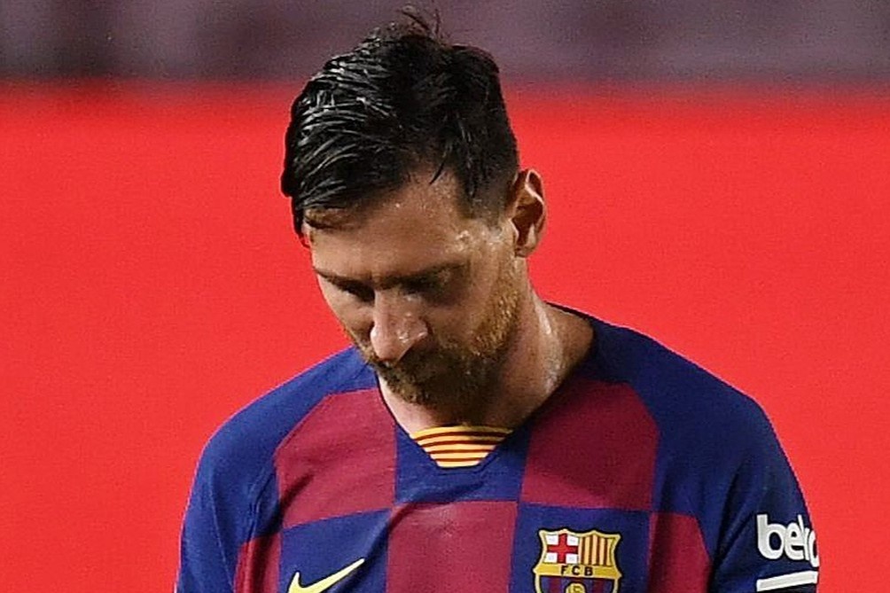 Barca thay doi ra sao voi mon no hon 1 ty euro? hinh anh