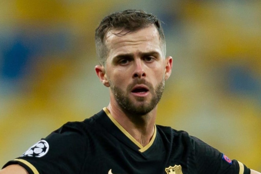 Tinh the ky la cua Pjanic o Barca hinh anh