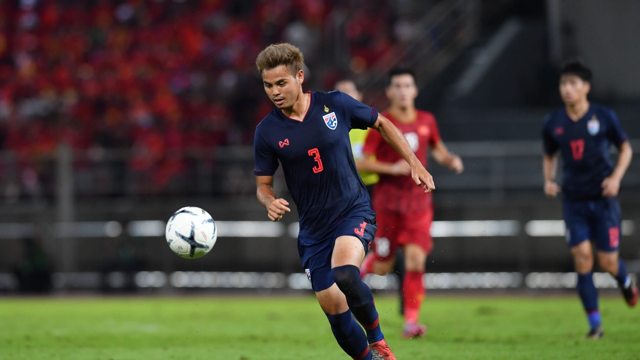 hlv thai lan that vong theerathon anh 1