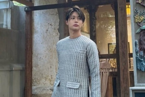 Ngoai binh CLB Sai Gon thich thu dien ao dai dip Tet hinh anh